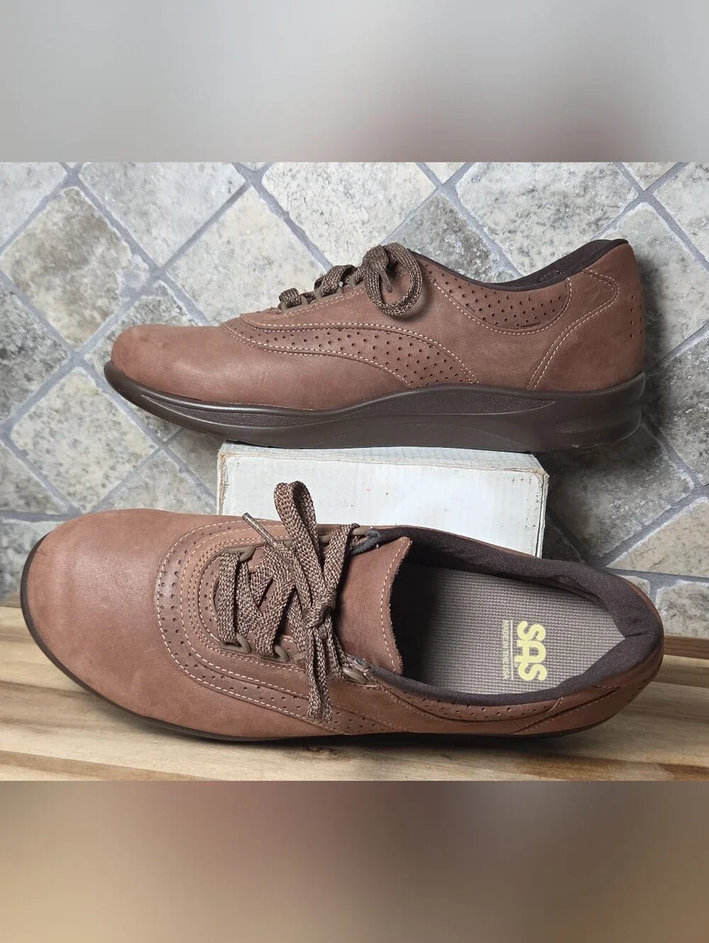 SAS Walk Easy Chocolate Brown Nubuck Leather Lace-Up Walking Shoes 10 N